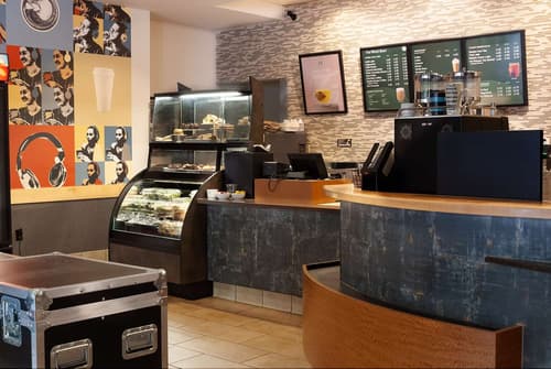 DoubleTree by Hilton Cleveland Downtown Lakeside