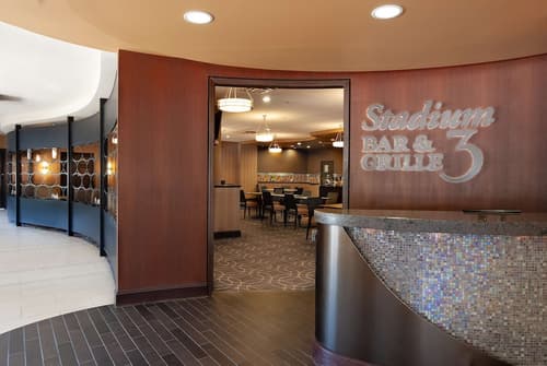 DoubleTree by Hilton Cleveland Downtown Lakeside