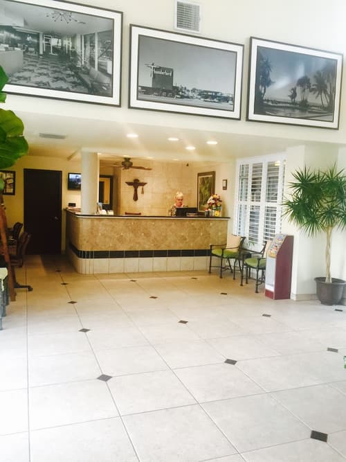 Thunderbird Beach Resort