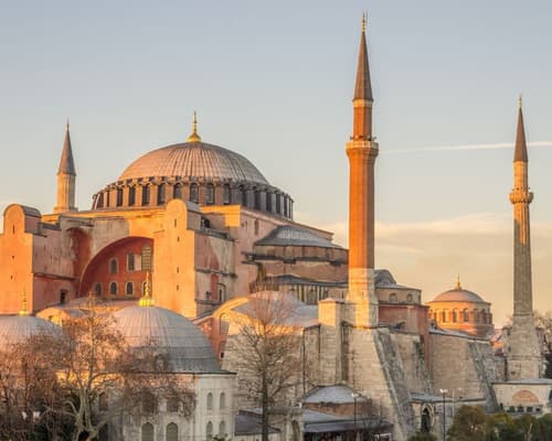 EXPLORE Istanbul in compagnia