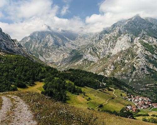 Asturias Y A Mariña Lucense