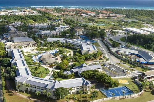 Dom 21 Feb 27 - BUE / PUJ + Hoteles en Punta Cana (FAMILY PLAN)