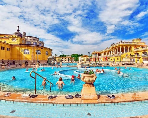Escapada a Budapest y Viena (2026)