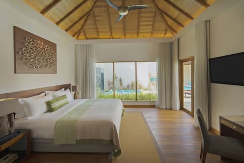 4 Days. 5* MALDIVES - Kurumba Maldives (BB)
