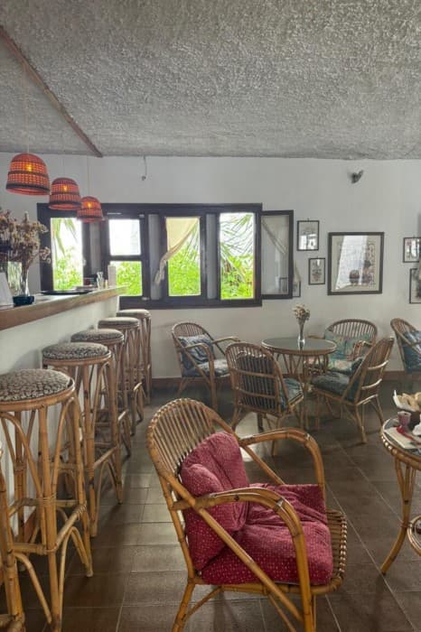 Avra Pension
