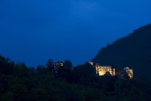 Ananda In The Himalayas, 