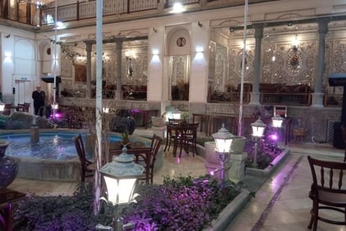 Shahsavaran Boutique Hotel