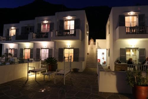 Nymfes Hotel