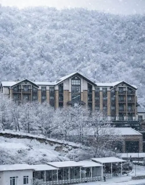 Macara Lake Park Hotel
