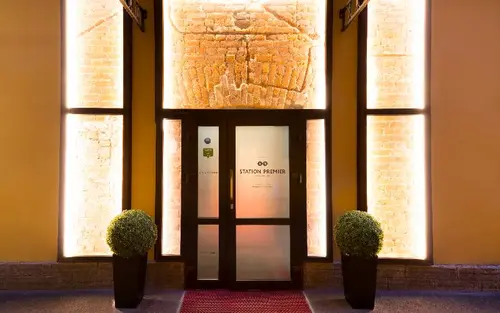 Station Hotel Premier S10, HOTEL