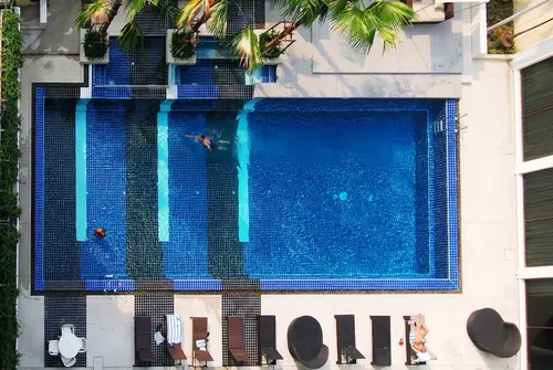 Royal Princess Larn Luang, Outdoor pool