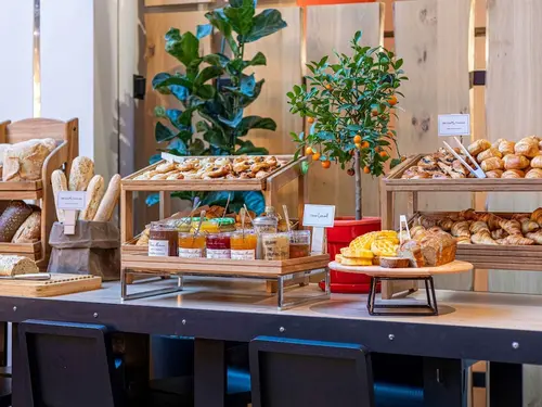 Novotel Paris Vaugirard Montparnasse, Miscellaneous