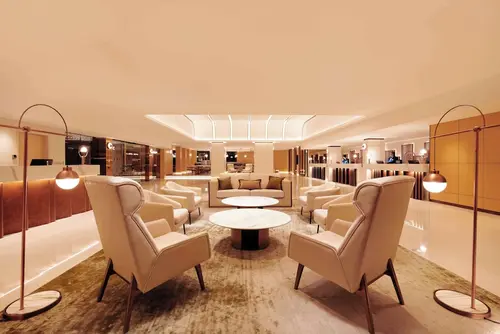 Hilton Petaling Jaya, Lobby