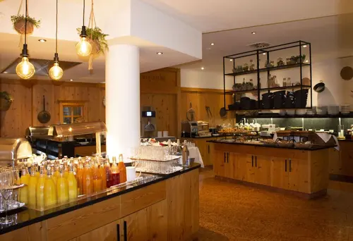 Das Alpenhaus Kaprun, Breakfast buffet