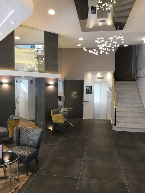 Best Western Plus Hotel Carlton, Interior entrance