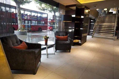 Hilton London Olympia, Lobby sitting area