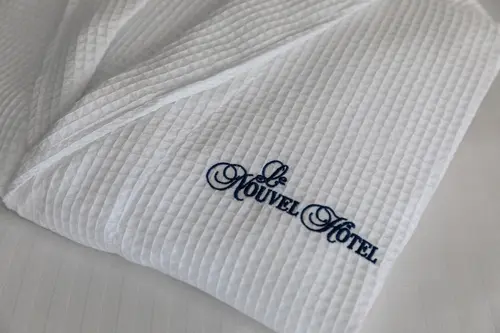 Le Nouvel Hotel, Room