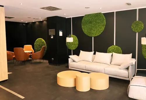 Hotel ILUNION Almirante, Interior entrance