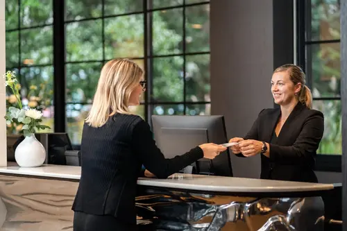 Crowne Plaza Geneva by IHG, Lobby