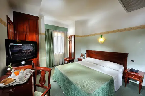 Russo Palace Hotel, Room