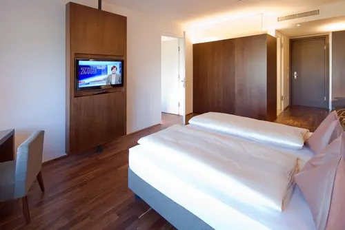 Penz Hotel West, Room