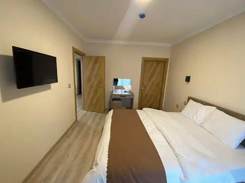 Rena Grand Residence & Suite, Room