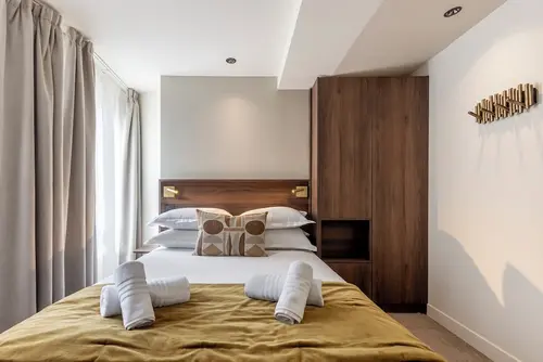 Le Monsieur by Sweett