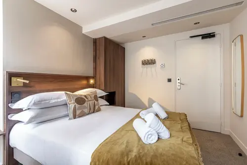 Le Monsieur by Sweett