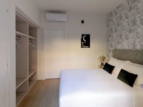 Aiello Hotels - CityLife Apartments, Room