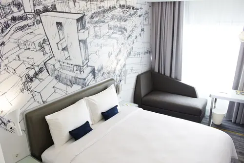 YELLO Hotel Harmoni Jakarta