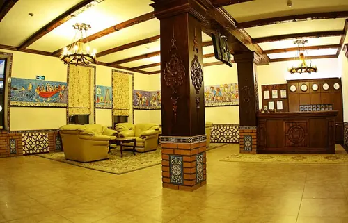 Platan, Lobby