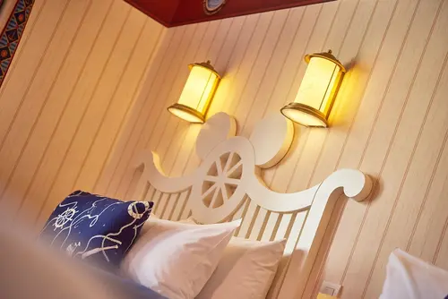 Disney Newport Bay Club, Room