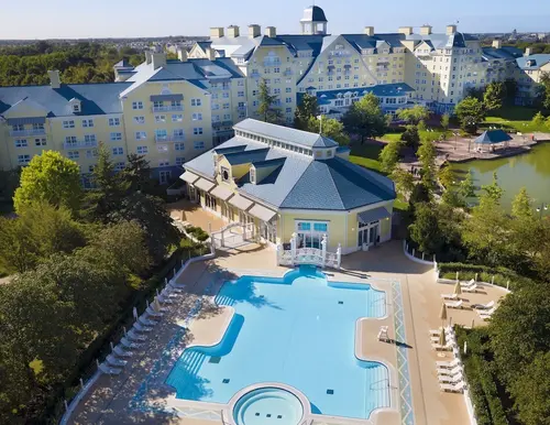 Disney Newport Bay Club, Primary image
