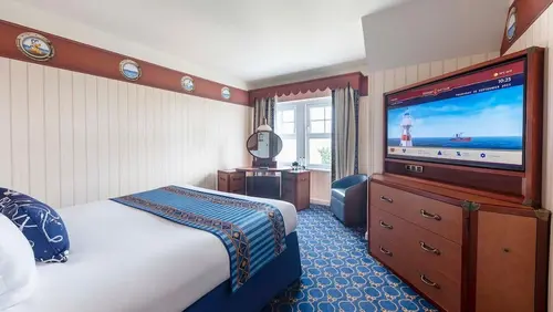Disney Newport Bay Club, Room