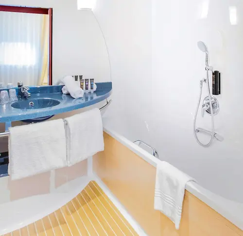 Novotel Suites Geneve Aeroport, Room