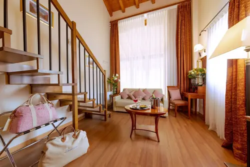 Hotel Venice Resort Airport