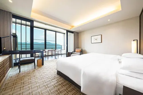 Hyatt Regency Hakone Resort and Spa, Room