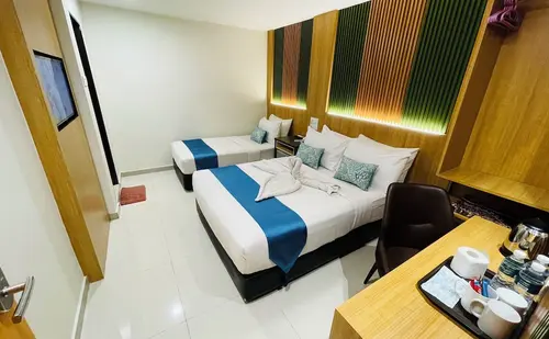 City Central Hotel, Room