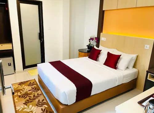 City Central Hotel, Room