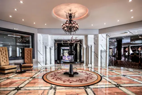 The Russelior Hotel & Spa, Interior entrance
