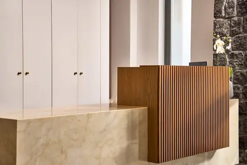 Alleys All-Suite Hotel & Spa