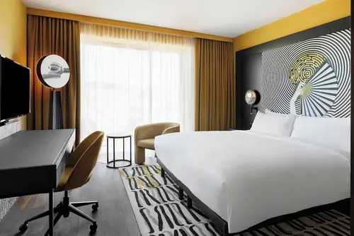 Renaissance Zürich Tower Hotel