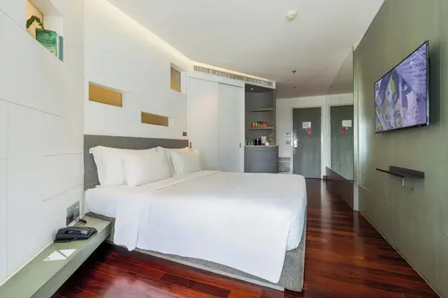 LiT BANGKOK Hotel, Room