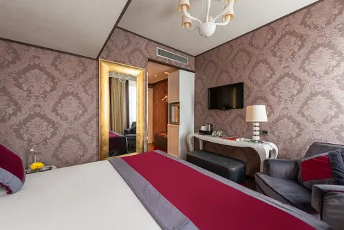 Carnival Palace Hotel