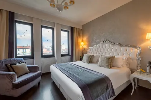 Carnival Palace Hotel