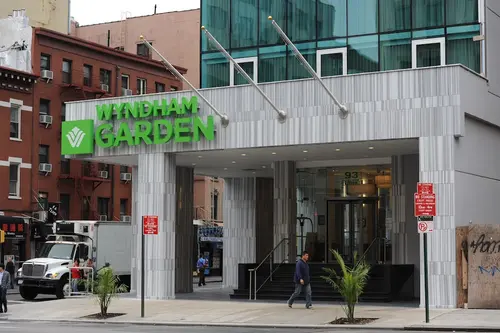 Wyndham Garden Chinatown