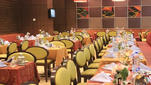 Crowne Plaza Madinah by IHG, Restaurant