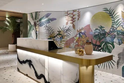 Tribe Bali Kuta Beach, Reception