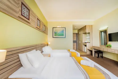 HIG Hotel & Convention