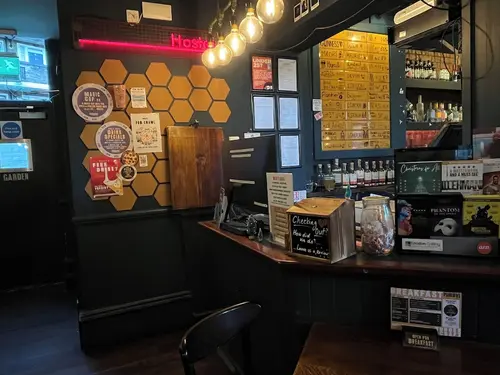 PubLove @ The Steam Engine - Hostel, Reception